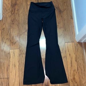 Ribbed flare leggings